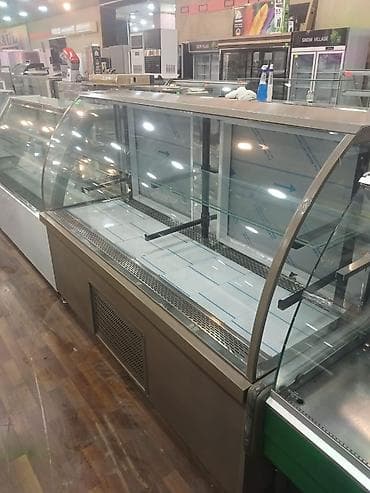 Peşəkar vitrin soyuducu - Şüşə vitrinli, qabarıq ön şüşəli dizayn –