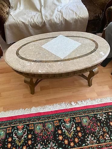 qirmizi bas goyercin: Mermer jurnalni 115azn Merdekan 0529 leli Oval formalı zərif salon — 1