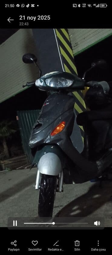 səs boğucular: Moon — 3