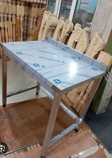 Masa nerjavekadan. Yenidir. Restoran Kafe və Dönərxana üçün