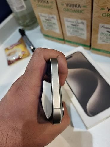 iphone 15 pro replika: IPhone 15 Pro, 128 GB, Natural Titanium, Face ID — 7