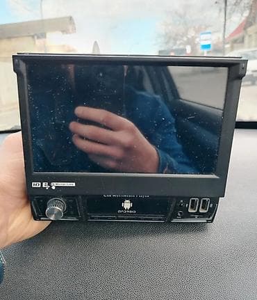 maqintafon gence: Maqnitol, AUX — 2