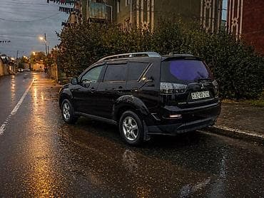 Mitsubishi: Mitsubishi Outlander: 2.4 л | 2008 г. 265843 км Кроссовер — 3