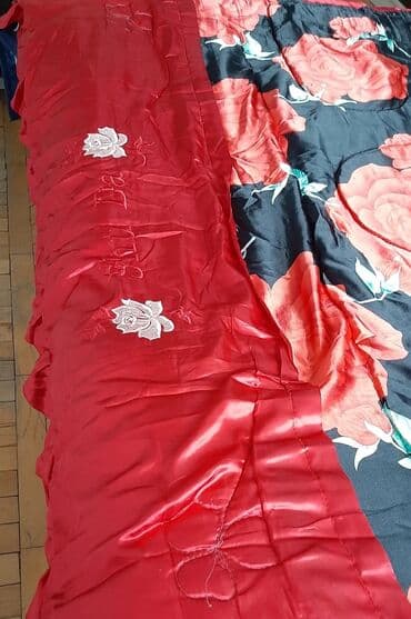 qara ürək şəkilləri: Yataq üçün rəng - Qırmızı Yataq örtüyü — 2