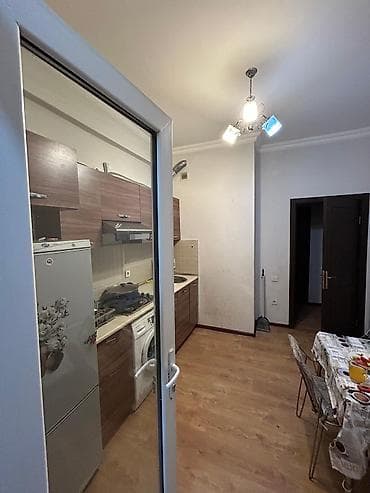 kira: 1 nəfər oqlan otaq yoldaşı lazımdır ev Yasamalda midada 3 otaqlı bina — 10