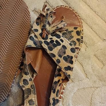 Leopar naxışlı qadın sandal - Üst hissə: təbii dəri görünüşlü, tüklü