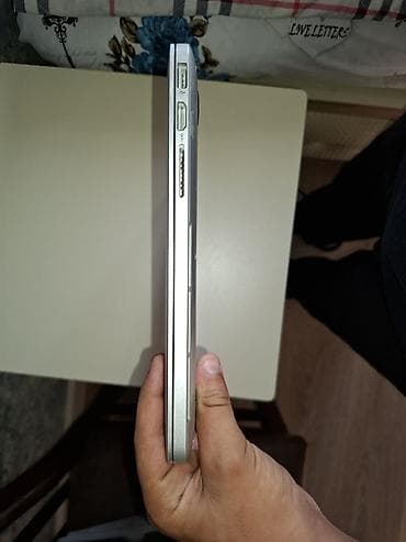 macbook pro 2017: Salam 1.İl İşlənib Heç Bir Problemi Yoxdur. Dəyişən Detal Yoxdu Təcili — 3
