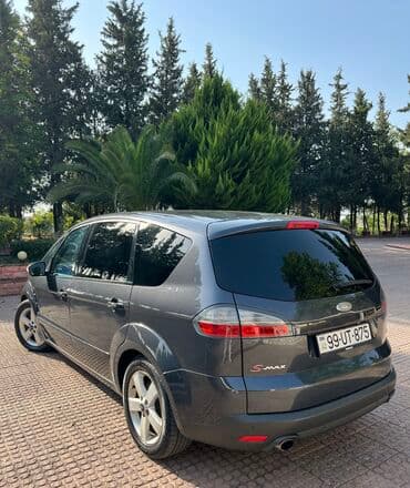 Ford S-MAX: 2.2 l | 2009 il 270000 km Universal