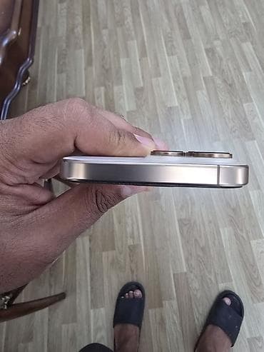 adapter apple: IPhone 16 Pro Max, 256 GB, Desert Titanium, Face ID — 5