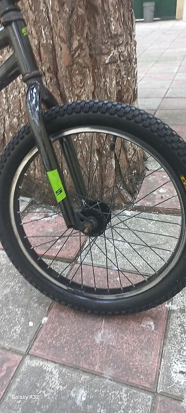 BMX tipli uşaq/yeniyetmə velosipedi - Marka/model: kadra üzərində