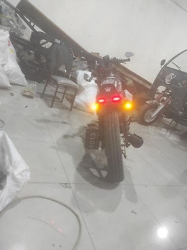 honda civic bufer: Motosiklet – “Limited Edition” üslubunda kafe-reyser/kruizer tərzi — 4