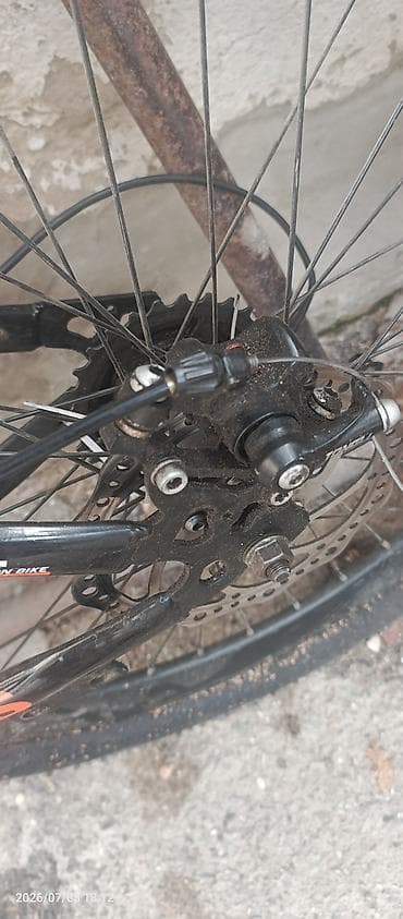 velosiped kameri: MTB tipli velosiped - Çərçivə: qara rəngli, idman üslubunda dizayn - — 4