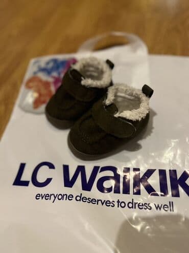 Tuflilər, Uniseks, 17, UGG lalafo.az -da Tuflilər, Uniseks, 17, UGG