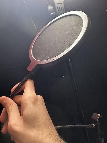 stul ustu kamputerler: Simli Mikrofon — 3