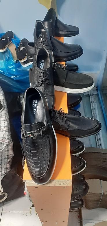 Kişi klassik ayaqqabıları kolleksiyası - Rəng: qara.OZUMUZ TIKIRIK