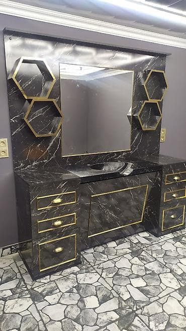 güzgülü mebel dəsti: Güzgülü — 2