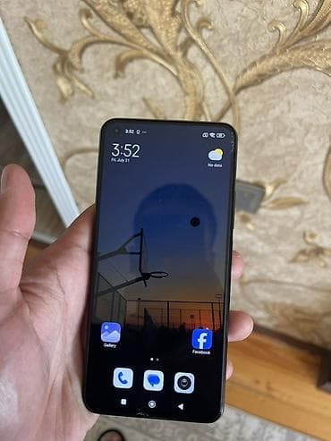 Мобильные телефоны и аксессуары: Xiaomi 11 Lite, 128 ГБ, цвет - Черный, 
 Отпечаток пальца, Две SIM карты, Face ID — 2