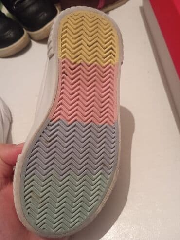 Dəstlər: H&M x Disney uşaq idman ayaqqabısı - Model: Daisy Duck temalı - — 3