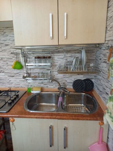 qarayevde 1 otaqli kiraye evler: 27 kv. m, 2 otaqlı — 10