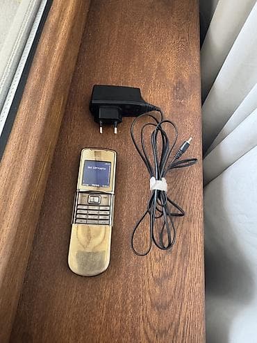 telefon tripodu: Nokia 8 Sirocco, < 2 GB Memory Capacity, rəng - Qızılı, Düyməli — 2