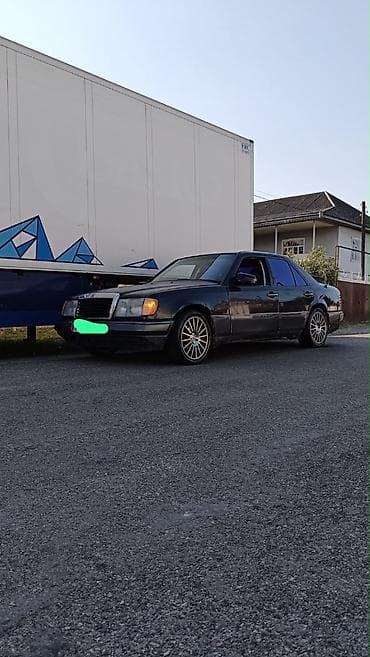 bmw e39 disk teker: Mercedes-Benz 230: 2.3 l | 1985 il Sedan — 4
