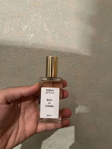 женская туалетная вода dolce gabbana light blue: Blue Chanel ətiri 30 ml baha alınıb — 1