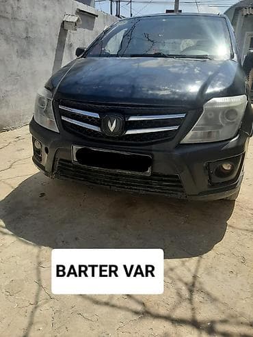 Changan CX20: 1.3 l | 2014 il 319995 km Van/Minivan