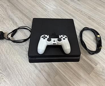 Sony PlayStation 4 Slim oyun konsolu Komplekt: - PS4 Slim konsol