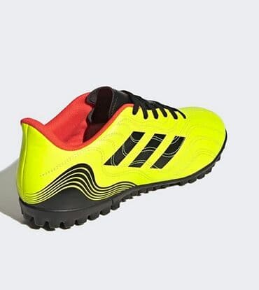 cristiano ronaldo forma: Butslar Yeni — 5