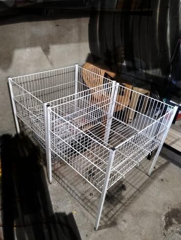 həsir səbət: Mağaza üçün metal səbət stendi - Material: möhkəm metal karkas, ağ — 1