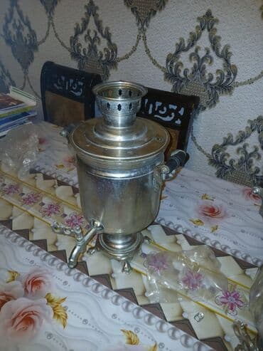 İki Samavardı,biri 5L. o birisi 7.L İkisi bir yerdə 345 manatdı.Ayrı