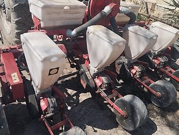 zincir teker: Səpin aqreqatı – pnevmatik dəqiq səpən (Väderstad/Monosem tipli — 2