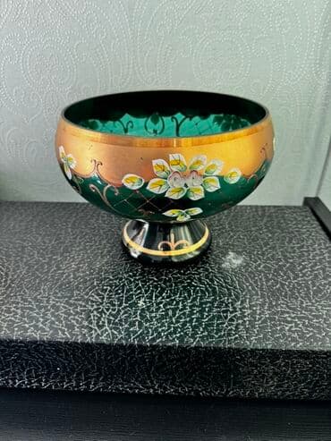 şüşe qab: Şüşə dekor qablar dəsti - 1 ədəd şampan-çəhrayı tonlarda, relyef — 4