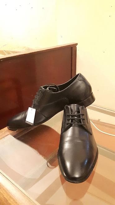 Ayaqqabi “Bugatti” İtaliya Dan alinib. Ceyran derisindendir