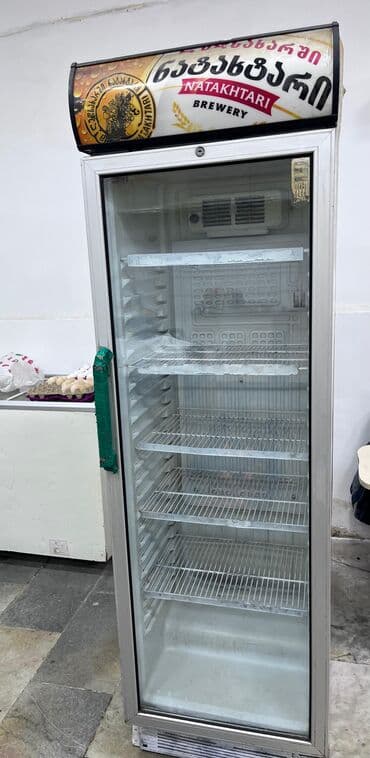 soyuducu kamera satilir: Ticarət soyuducusu – şüşə qapılı vitrin tipli - Brend qrafikası — 3