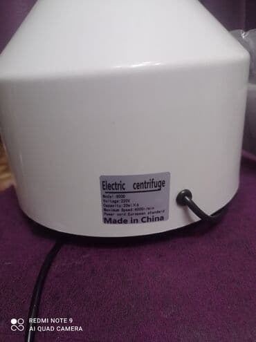 kabeler: Elektrik sentrifuqa – model 800D Xüsusiyyətlər: - Gərginlik: 220V (AC — 2