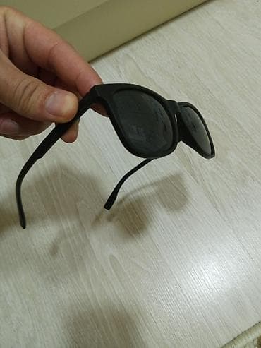 Qol saatları və aksesuarlar: Gün eynəyi — 4