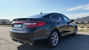 kia optima 2 sade mator: Hyundai Grandeur: 2.2 l | 2015 il Sedan — 7