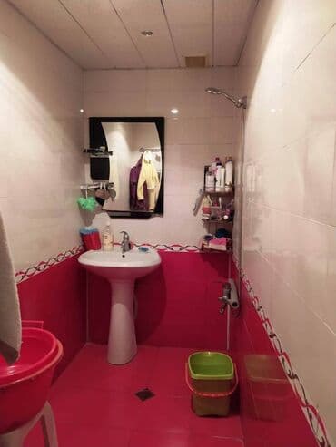 yeni guneslide satilan evler unvan az: Bakı, 3 otaqlı, Köhnə tikili, 55 kv. m — 7