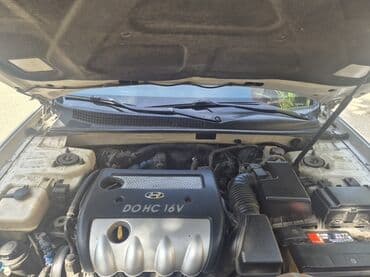 mercedes vito van: Hyundai Sonata sedan – ağ rəng, 4 qapı, aqressiv ön dizayn və zərif — 7