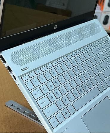 nitro 5 acer: Model: Hp Pavilion 15 CPU: intel Core i5-1035G7 Ekran: 15.6" Full HD — 2