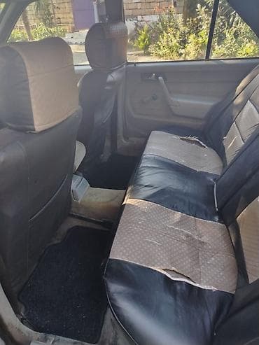 w124 karobka: Mercedes-Benz 190: 2 l | 1990 il Sedan — 7