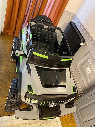 flo memar ecemi: Uşaqlar üçün elektrikli off-road maşın - Korpus: boz-qara rəng, yaşıl — 2