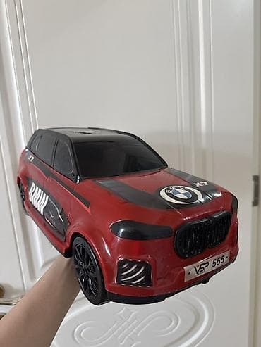 Uşaq üçün oyuncaq maşın – BMW X7 stili - Korpus: qırmızı rəng, qara — 2