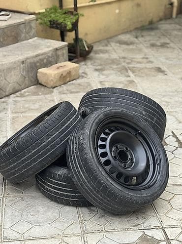 İşlənmiş Disk təkər Mercedes-Benz 195 / 50 / R 15, 5 Boltlu — 1