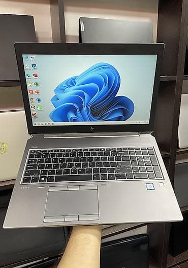 predator notebook: HP ZBook, 15.6 ", Intel Core i7, 512 GB — 1