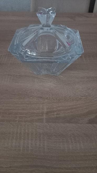 Şüşə qapaqlı konfet qabı - Material: şəffaf qalın şüşə - Forma — 1