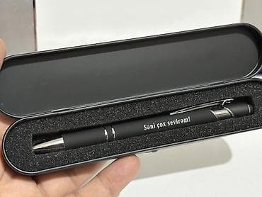 Kağızlar: Hədiyyəlik metal qələm dəsti - Qutu: Mat qara metal hədiyyə qutusu — 10