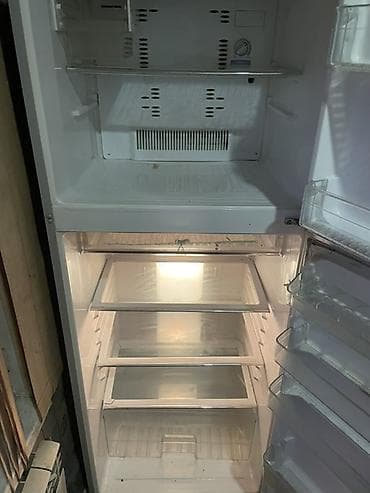 Yeni 2 qapılı LG Soyuducu Satılır, rəng - Ağ
