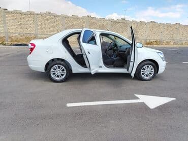 mersedes c 230: Ağ rəngdə Chevrolet Cobalt avtomobili. Salonda oturacaqlar üçün — 14